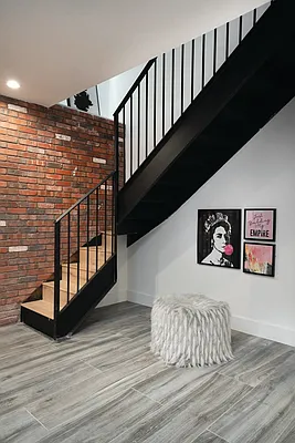 Sold by The InHouse Group | media 15