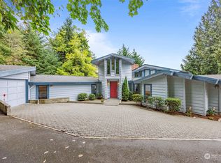 6900 96th Ave SE, Mercer Island, WA 98040
