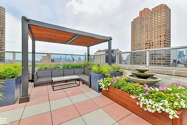 Rented by Brown Harris Stevens