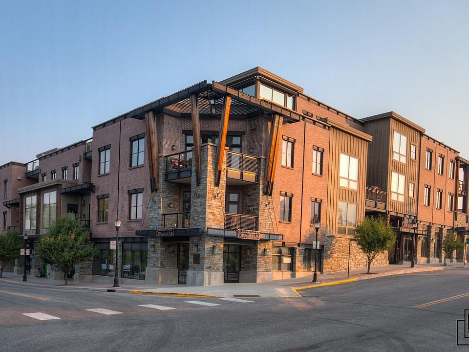 1st image of 35 5th St Unit 202