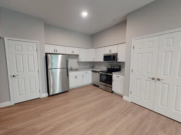 17 E Franklin St #304, Hagerstown, MD 21740