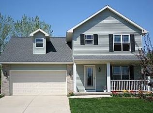 19 Kanazawa Cir, Madison, WI 53718