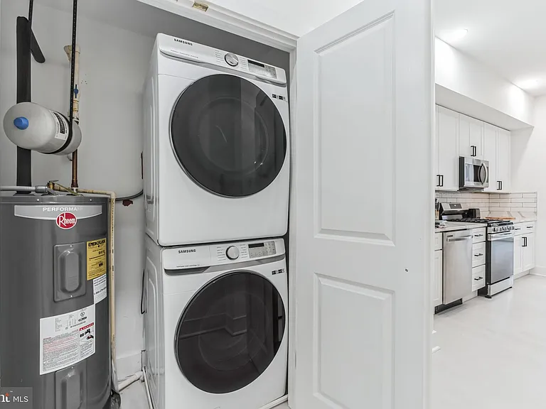 33 Florida Ave NE #3 — Photo 6