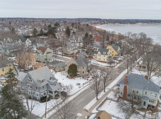 45 Belmont St, Portland, ME 04101