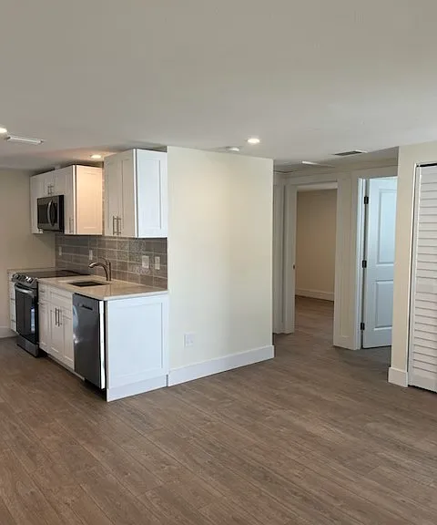 619 Wood St — Photo 3