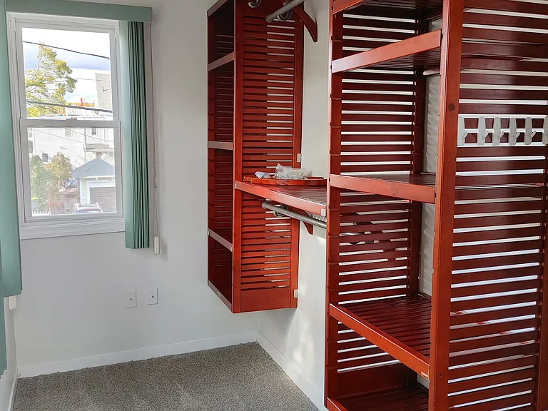 Eastern Ave — Photo 10
