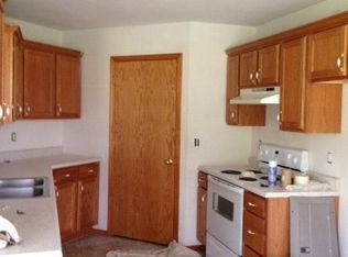 124 N Carter Ct, Clever, MO 65631