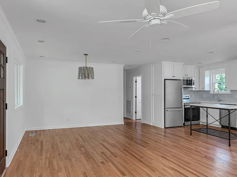 106 Scruggs Ave — Photo 12