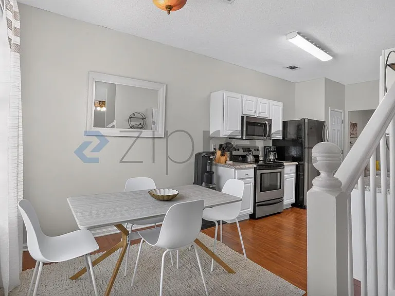 2354 Charleston Pointe SE — Photo 13