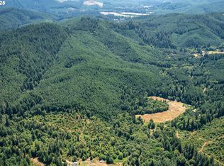 Cherry Creek Ccc Rd, Coquille, OR 97423