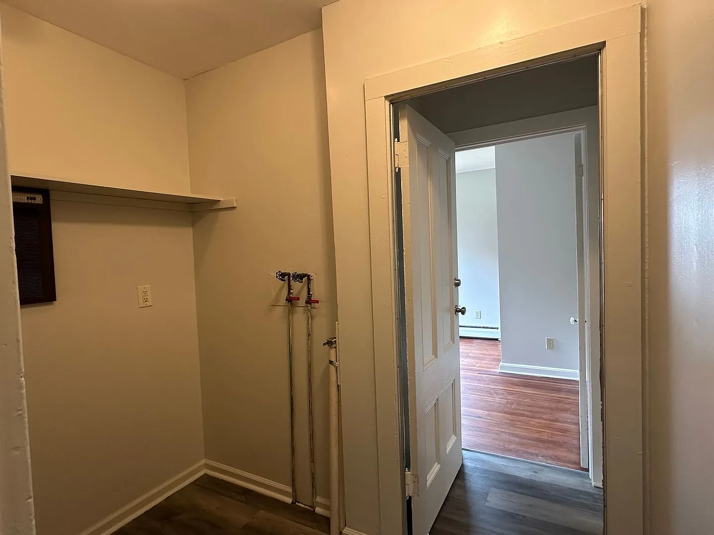 17 Broad Street — Photo 2