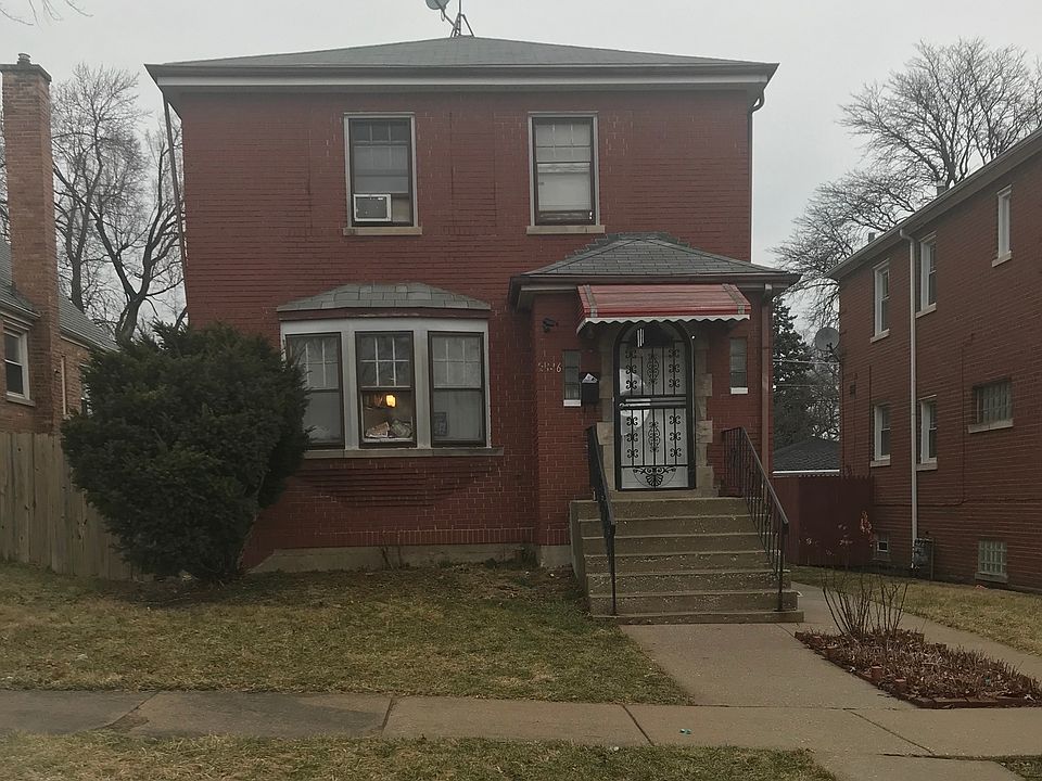 2nd image of 2146 120th Pl