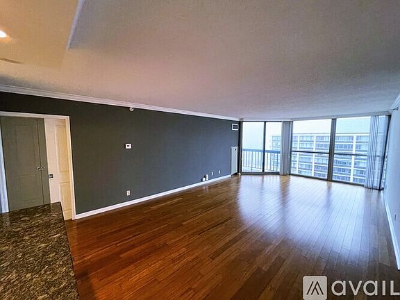 4th image of 1660 N Prospect Ave Unit 2307