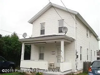 818 Wisner St photo 1