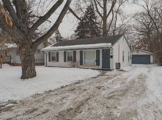 694 Emerson Ave, Pontiac, MI 48340