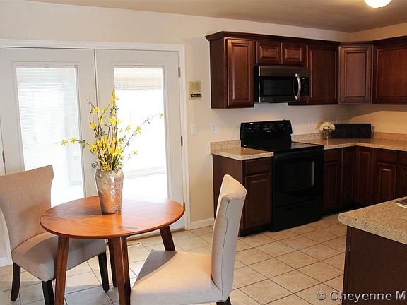 4th image of 100 Briarwood Ct