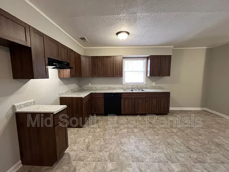 4285 Leatherwood Ave — Photo 3