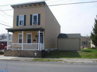 24 Valley St, New Philadelphia, PA 17959