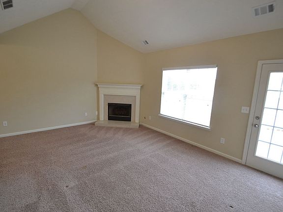 2nd image of 455 Aristocrat Dr