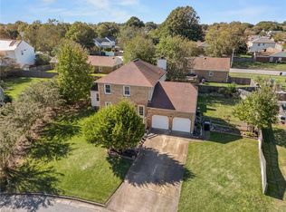 1193 Hopemont Dr, Virginia Beach, VA 23454