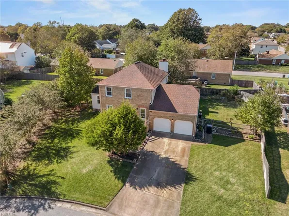 1193 Hopemont Dr, Virginia Beach, VA 23454