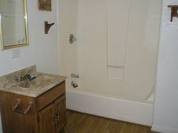 5th image of 1017 4th St