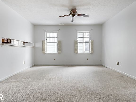 3rd image of 27 Dapple Ct