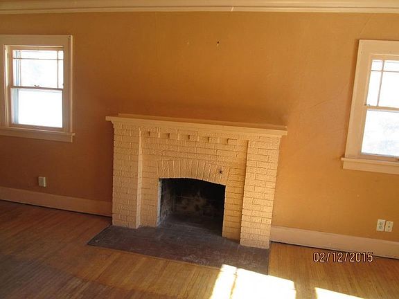 2nd image of 2131 Benderwirt Ave