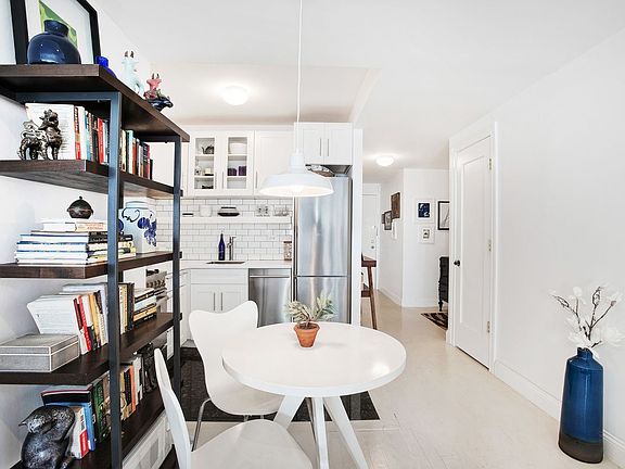 3rd image of 3 Hanover Sq APT 20E