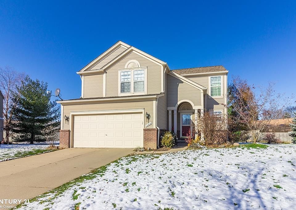 1st image of 296 Regents Dr