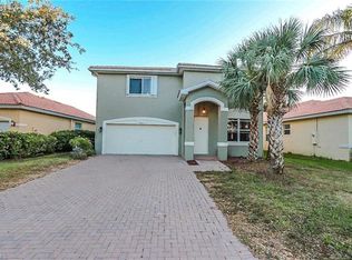9422 Golden Rain Ln, Fort Myers, FL 33967
