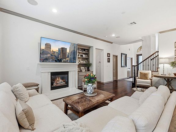 3rd image of 12321 Edenvale Path