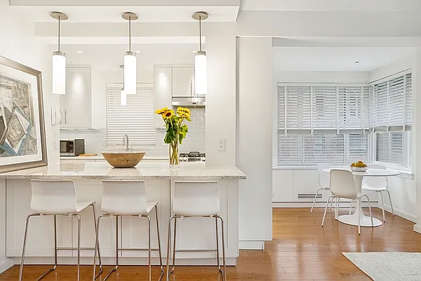 Sold by Compass | media 3