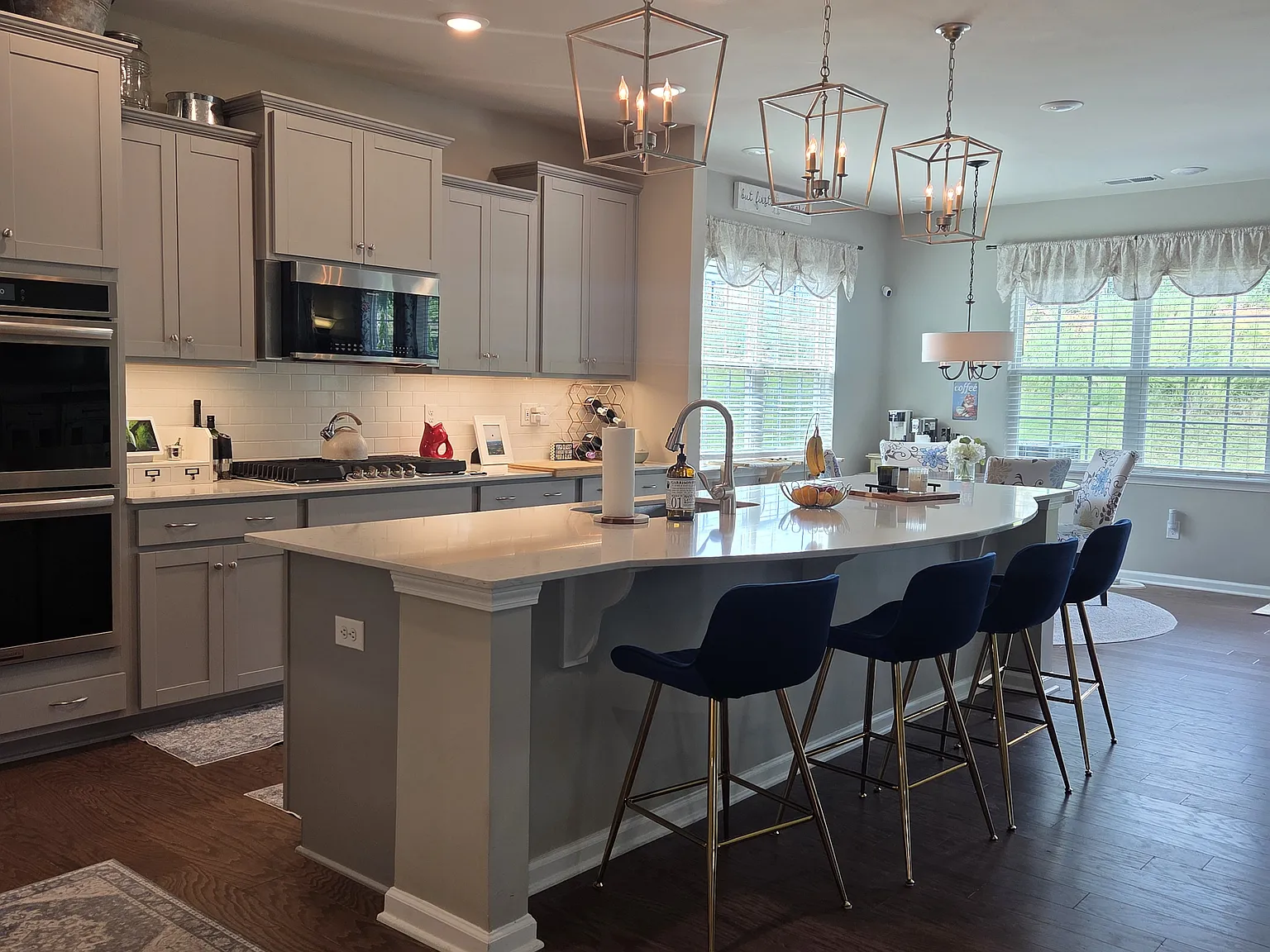 4 bed, 2950 sqft, $2,695 — Photo 1