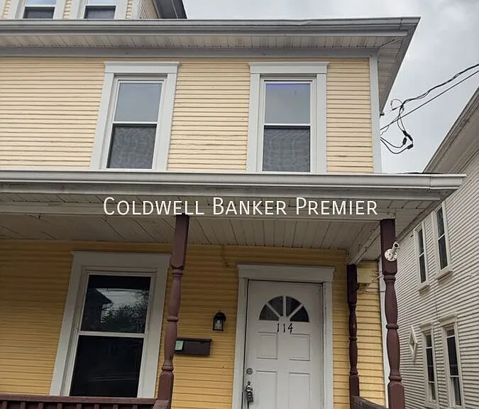 114 S Kentucky Ave — Photo 1