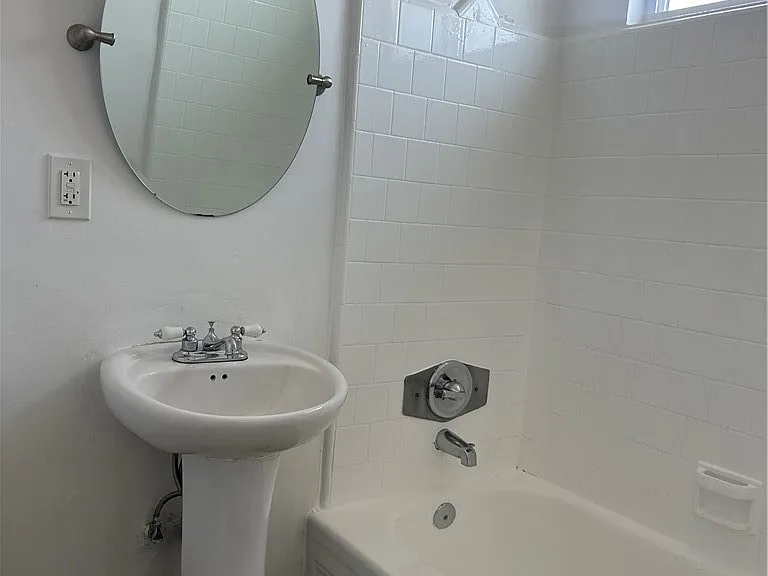 3297 Tenaya Ave — Photo 4