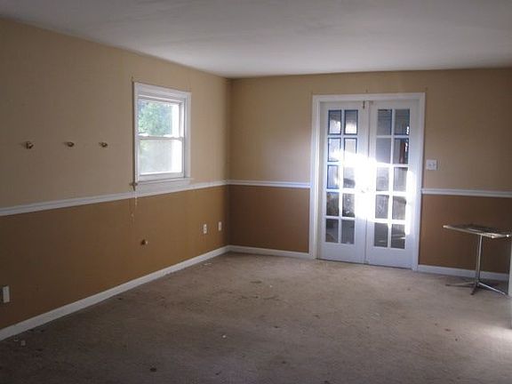 Home for Sale in Camp Hill, PA $189,000