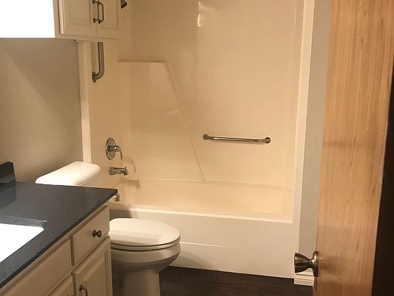 5th image of 1605 Susan Dr