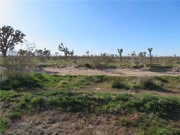 0 Luna Rd, Phelan, CA 92371