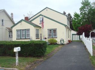 285 Watson Ave, Hamilton, NJ 08610