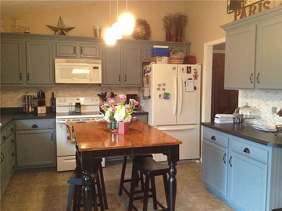 5th image of 1463 Chapman Dr