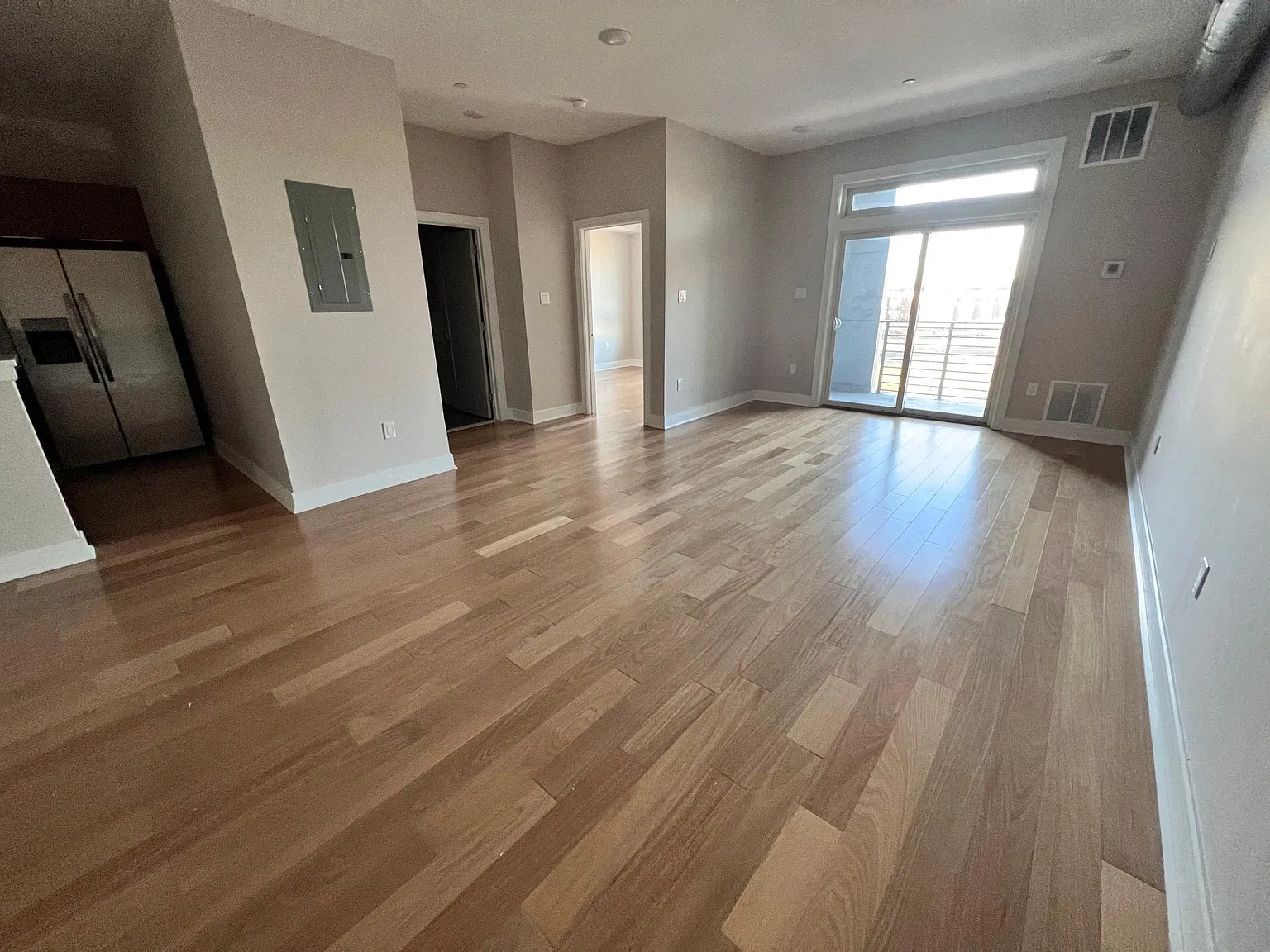 3206 Capri Ct — Photo 1