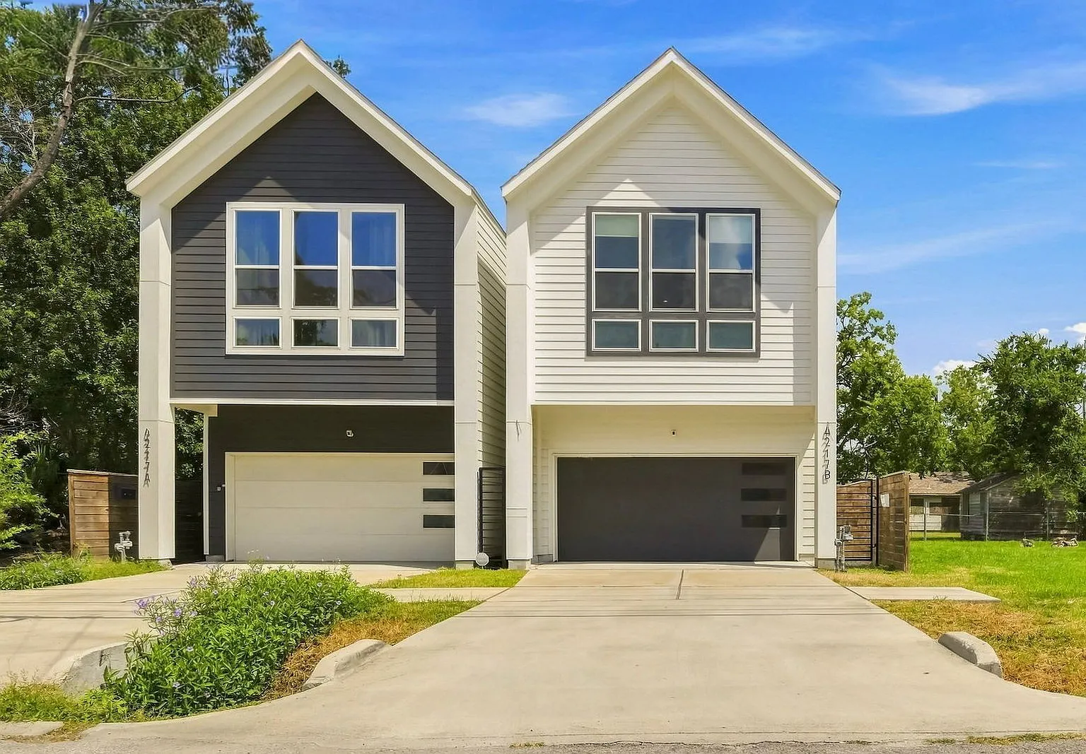 3 bed, 2.5 bath, 2150 sqft, $2,500 — Photo 2