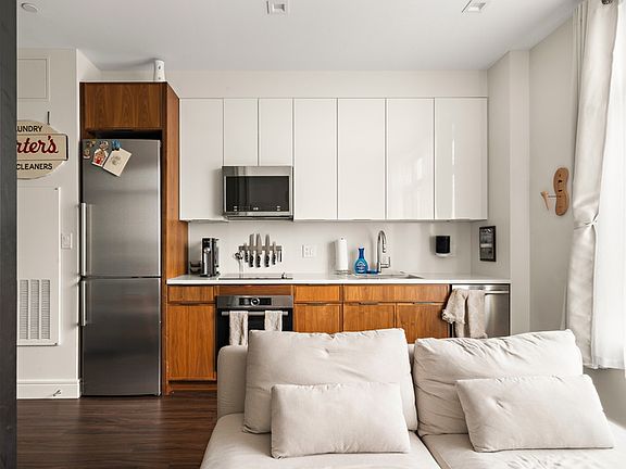 3rd image of 99 Sumner St Unit 413