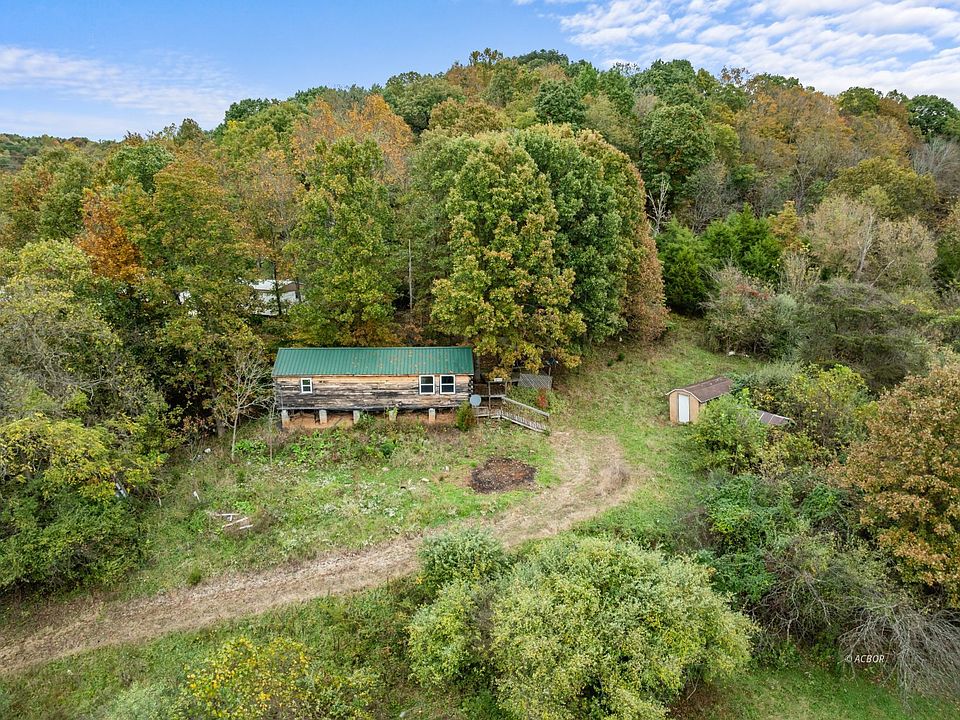 4th image of 92 Greentree Rd