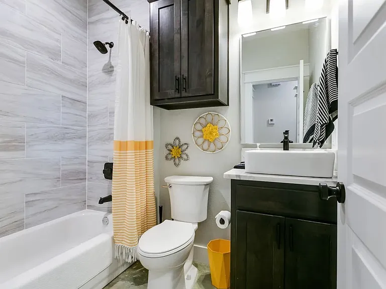 2303 W Beauregard Ave #B — Photo 19