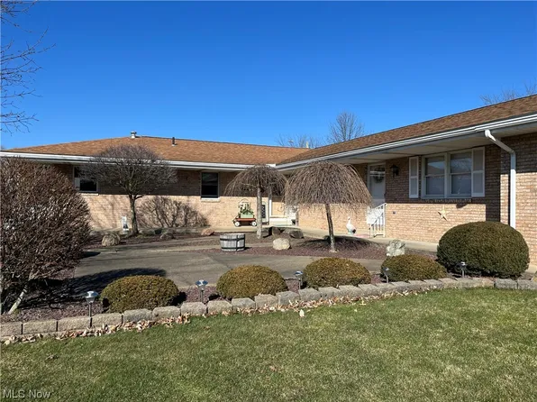 720A Springfield Rd, Columbiana, OH 44408