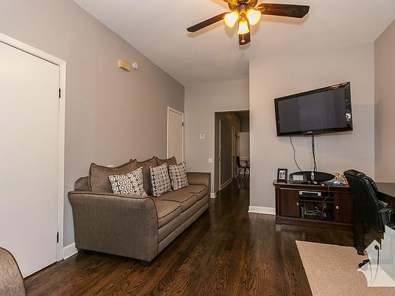4th image of 3569 W Cortland St #1JF