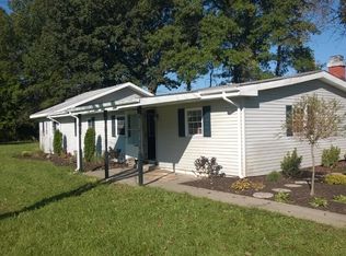 2000 Saint Anne Rd, Chesterton, IN 46304