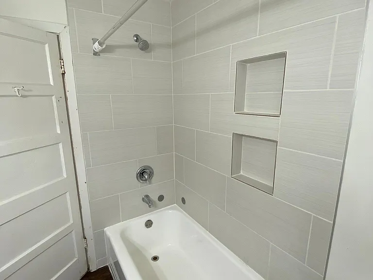1411 McPherson Ave — Photo 15